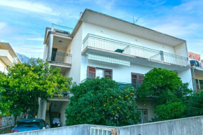 Apartments by the sea Podgora, Makarska - 20231